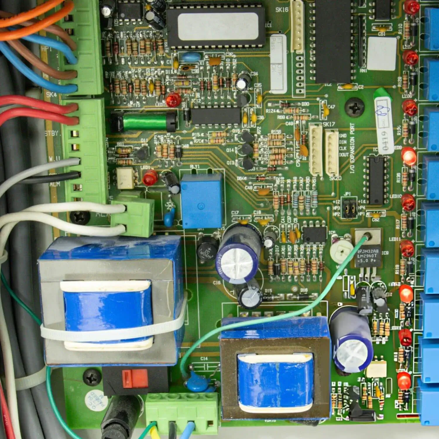 How Are Customer Supplied Parts Controlled
