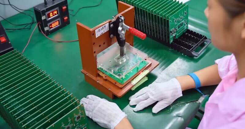 What Is Low Volume PCB Assembly