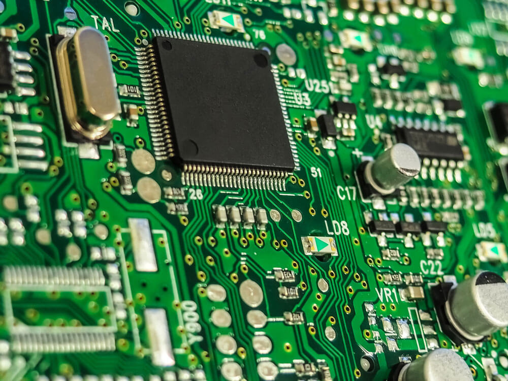 What Are the Advantages and Limitations of SMT What Are the Advantages and Limitations of SMT